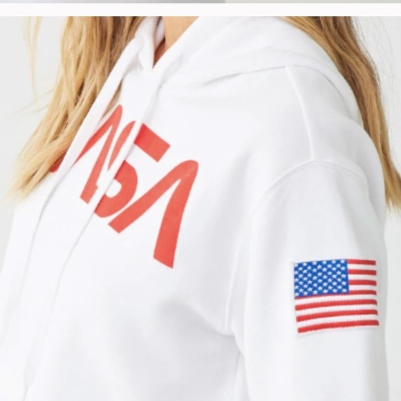 Chemistry NASA cropped hoodie size Large - Picture 9 of 9